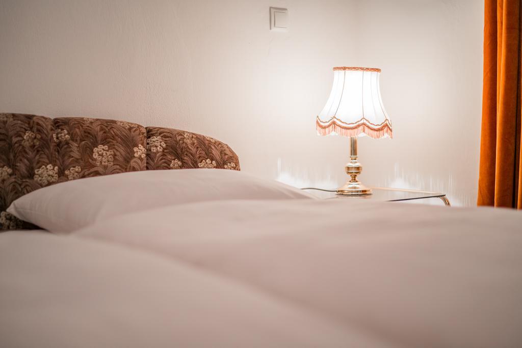 Am Eschenbach Gasthof 2*